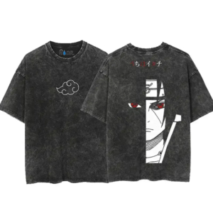 T-shirt Naruto noir à col rond avec imprimé sur fond blanc